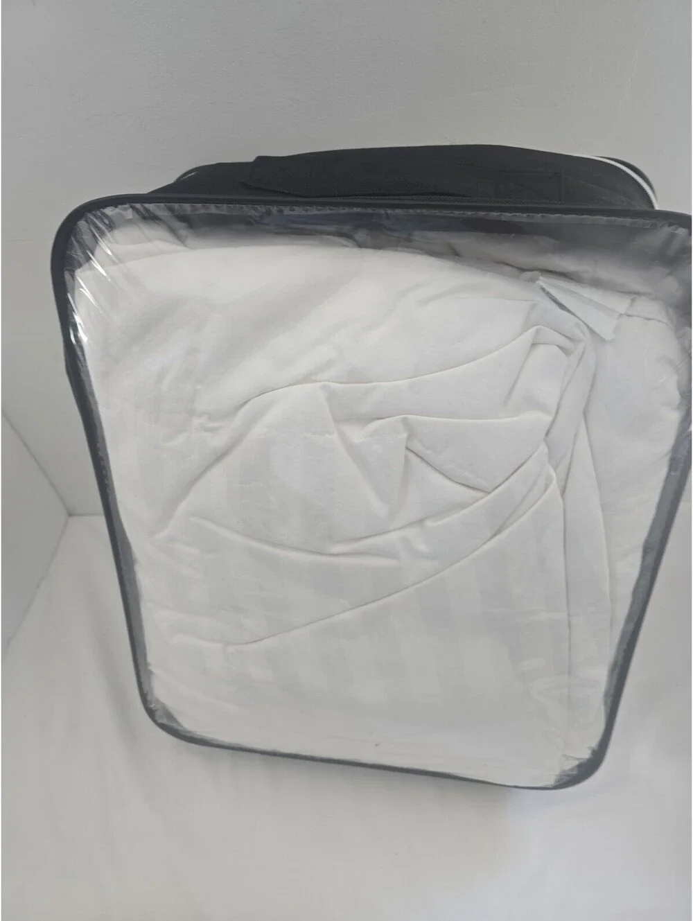 Hotel Grand White Down Comforter - Individual/Twin Size 68” x 90” - 5982990